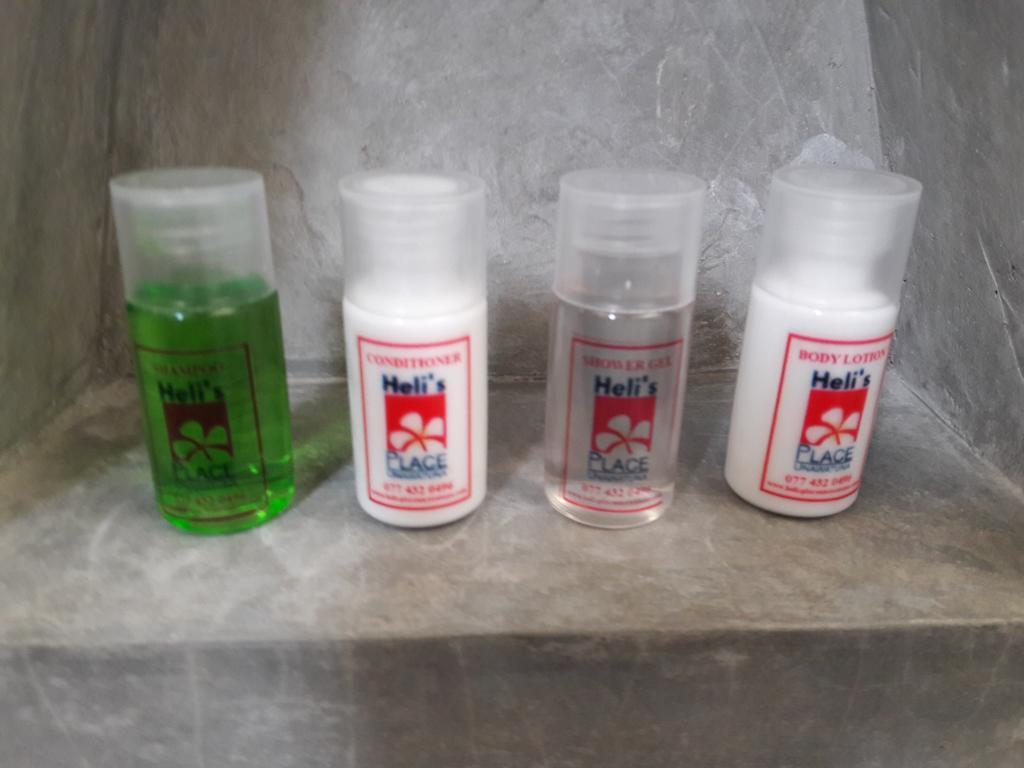 Helis Place Unawatuna Ngoại thất bức ảnh