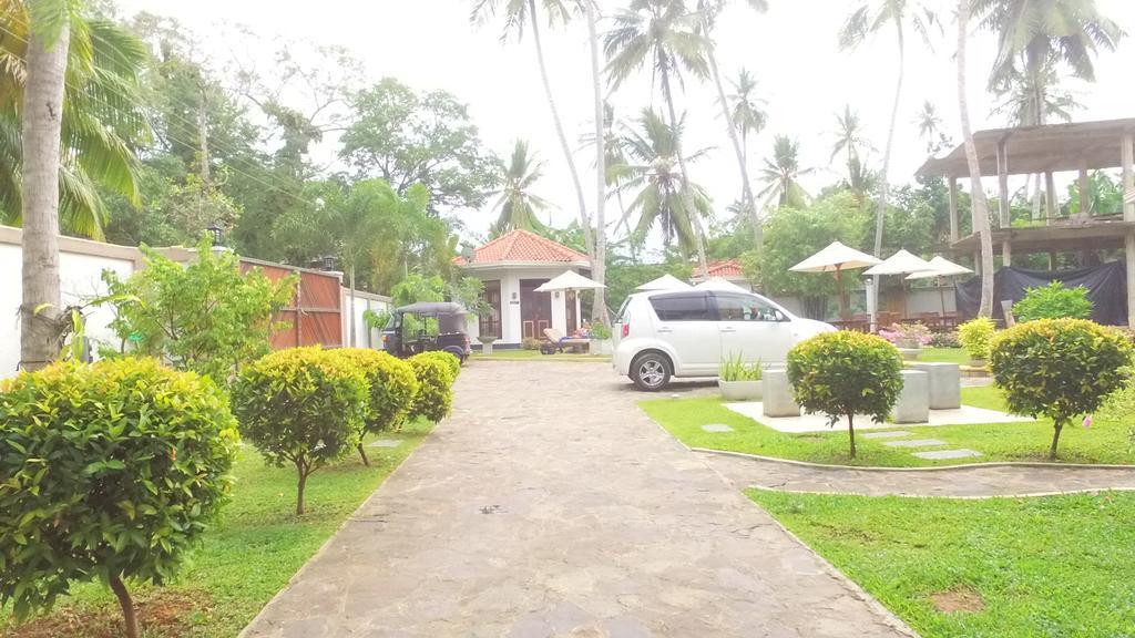 Helis Place Unawatuna Ngoại thất bức ảnh